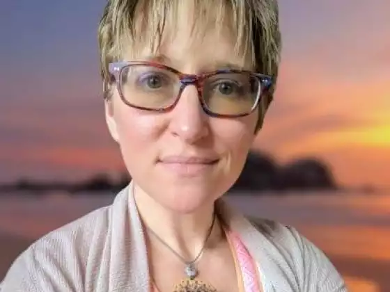 Kimber Bowers - Personal Development & Coaching, Motivation, Health & Wellness, Mindfulness, Love and Relationships, Communication, Holistic Health, Diabetes, Diabetic Stress, Hypnotherapy 