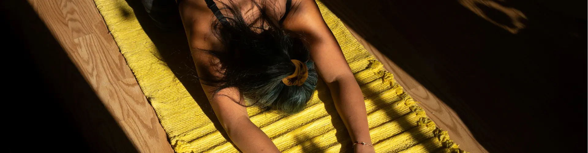 Yoga untuk Sambungan - Online Class by Just Plain  Yoga